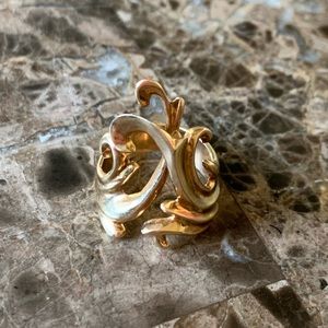 14K gold ring